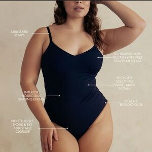 Pinsy V-Neck Hourglass Shapewear Bodysuit